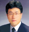 Takahiro Hanyu,Professor