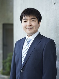 Photo of Akira Suzuki