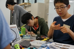 ３班・目を持つロボットを作ろう