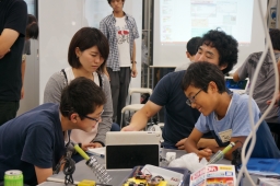 ３班・目を持つロボットを作ろう