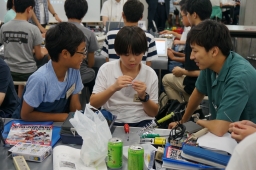 ３班・目を持つロボットを作ろう