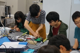 ３班・目を持つロボットを作ろう