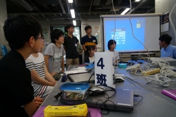 ４班・電波の発振源を探そう