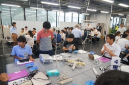 ４班・電波の発振源を探そう