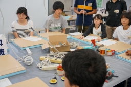 ４班・電波の発振源を探そう