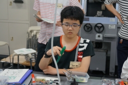 ６班・光で音楽を送ろう
