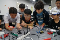 ６班・光で音楽を送ろう