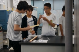 ６班・光で音楽を送ろう