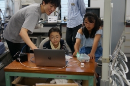 ６班・光で音楽を送ろう