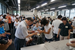 閉校式