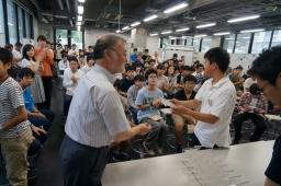 閉校式