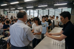 閉校式